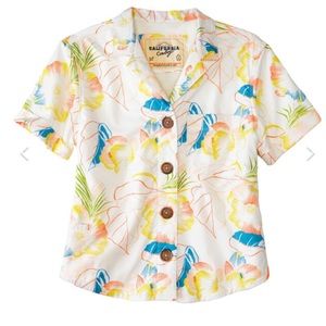 California Cowboy Button Down Top in Riviera Flora - M